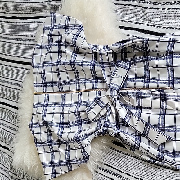 Closet Cap Sleeve Midi Dress In Check - Picture 4 of 6